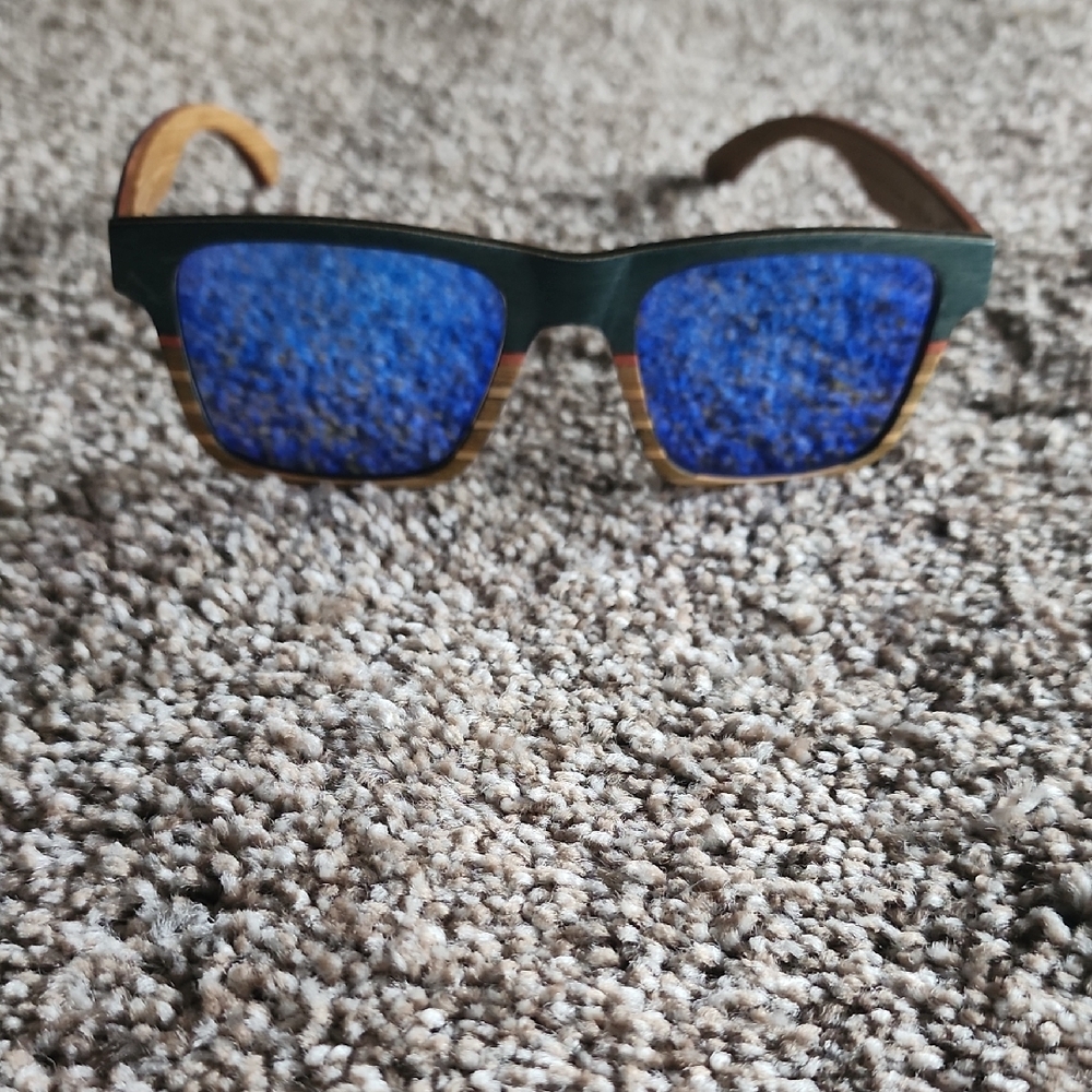 Modern Blue and Brown Sunglasses with Reflective Lenses